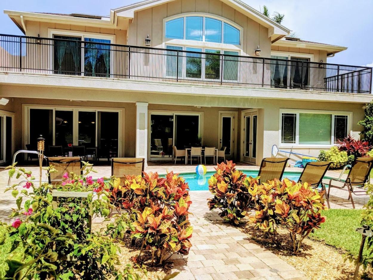 Palm River Estate - Five Bedroom