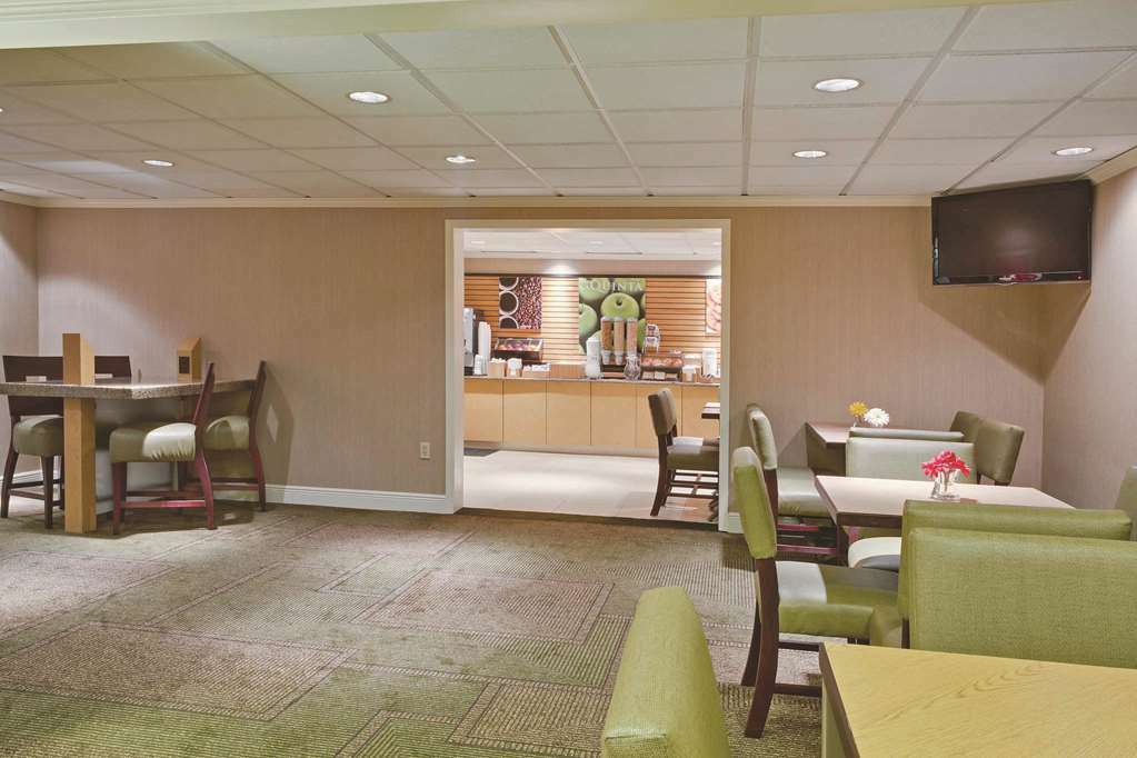 La Quinta By Wyndham Naples East Hotel 3*