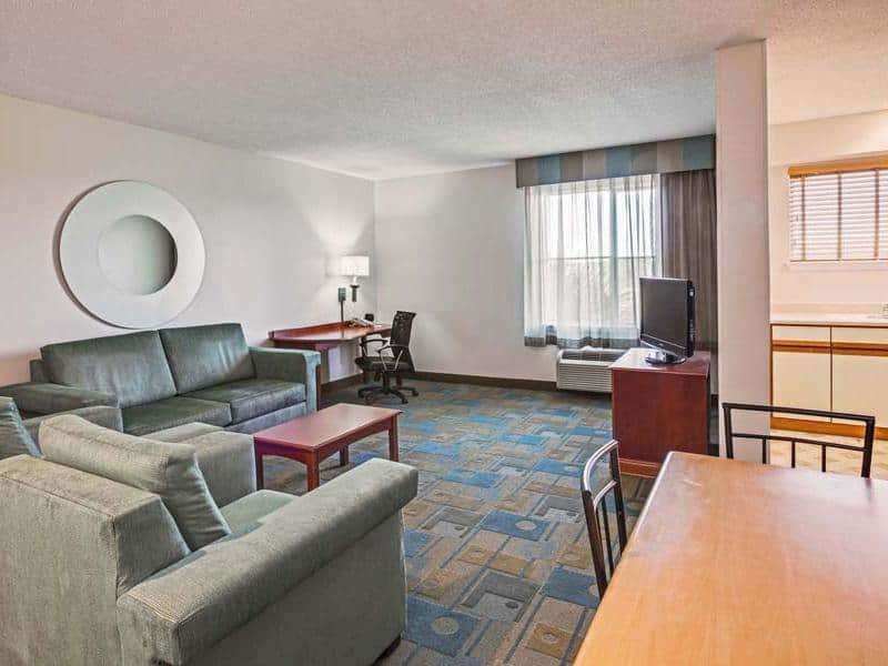 Hotel La Quinta By Wyndham Naples East Golden Gate