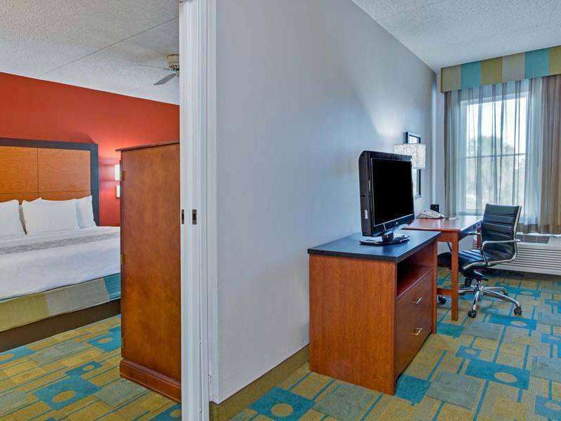La Quinta By Wyndham Naples East Hotel Golden Gate