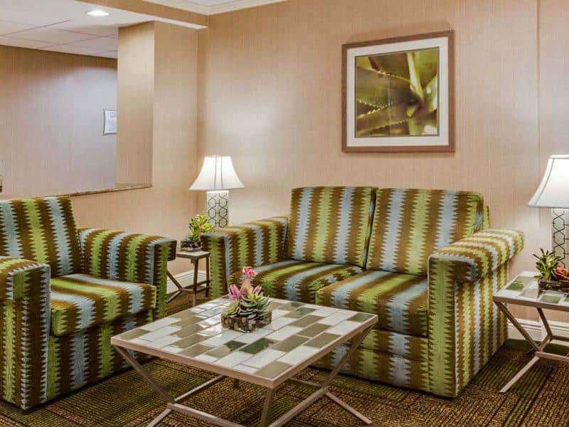 La Quinta By Wyndham Naples East Hotel