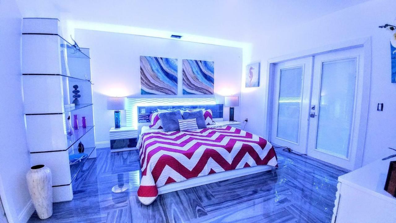 Orchid Estate #1 - Three Bedroom * Naples