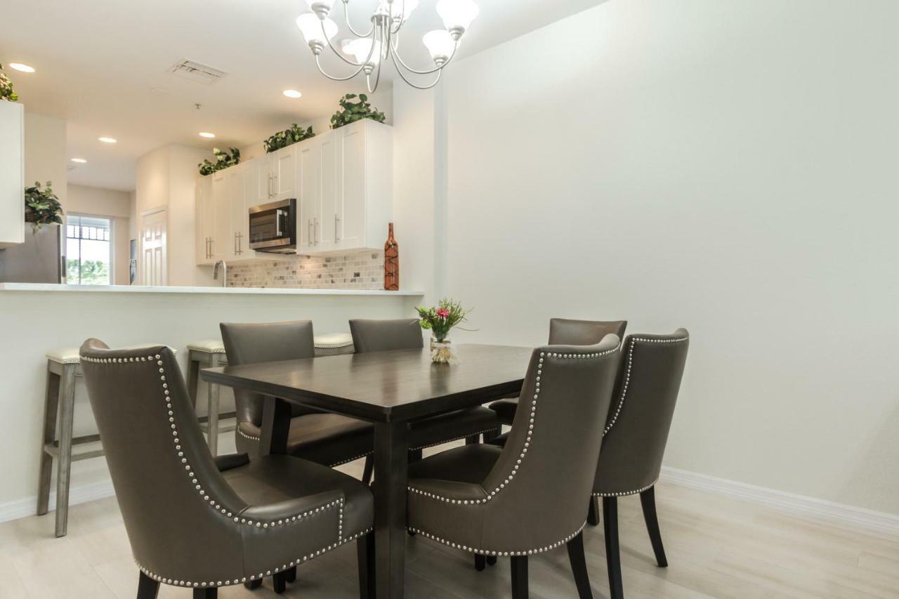 Greenlinks Golf View Mustang At Lely Apartment *