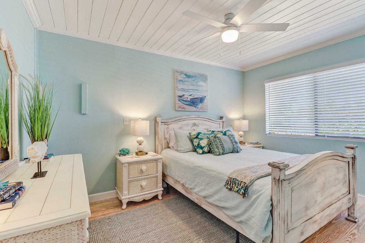 Coral Retreat Apartment