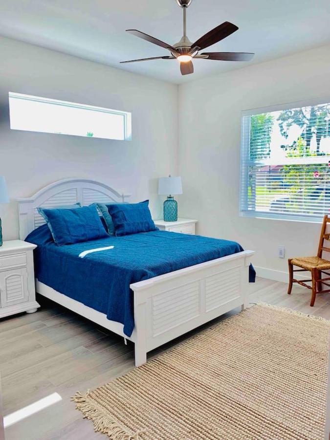 New! Perfect - Heated Saltwater Pool Holiday home Naples