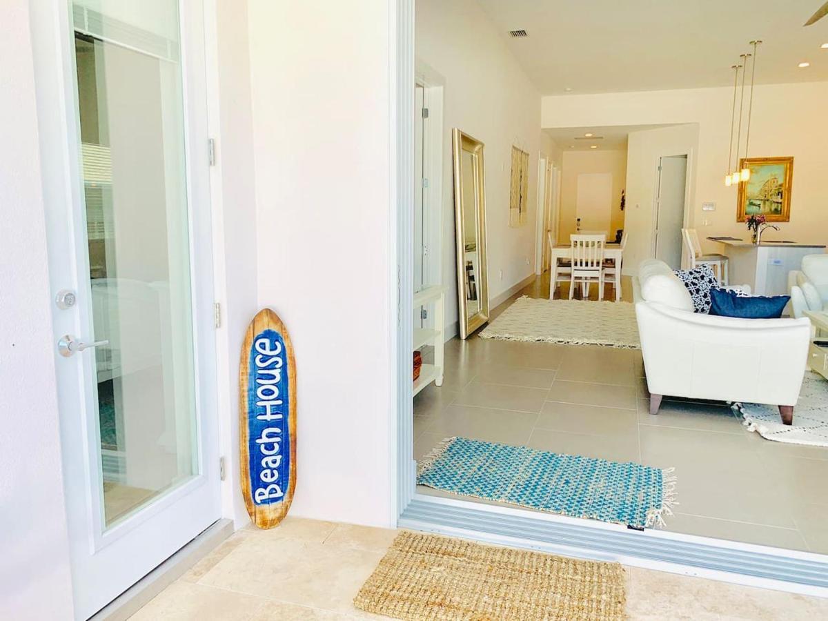 New! Perfect - Heated Saltwater Pool