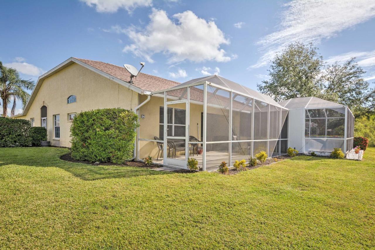 Villa With Lanai And Pond View 5 Mi To Beach!