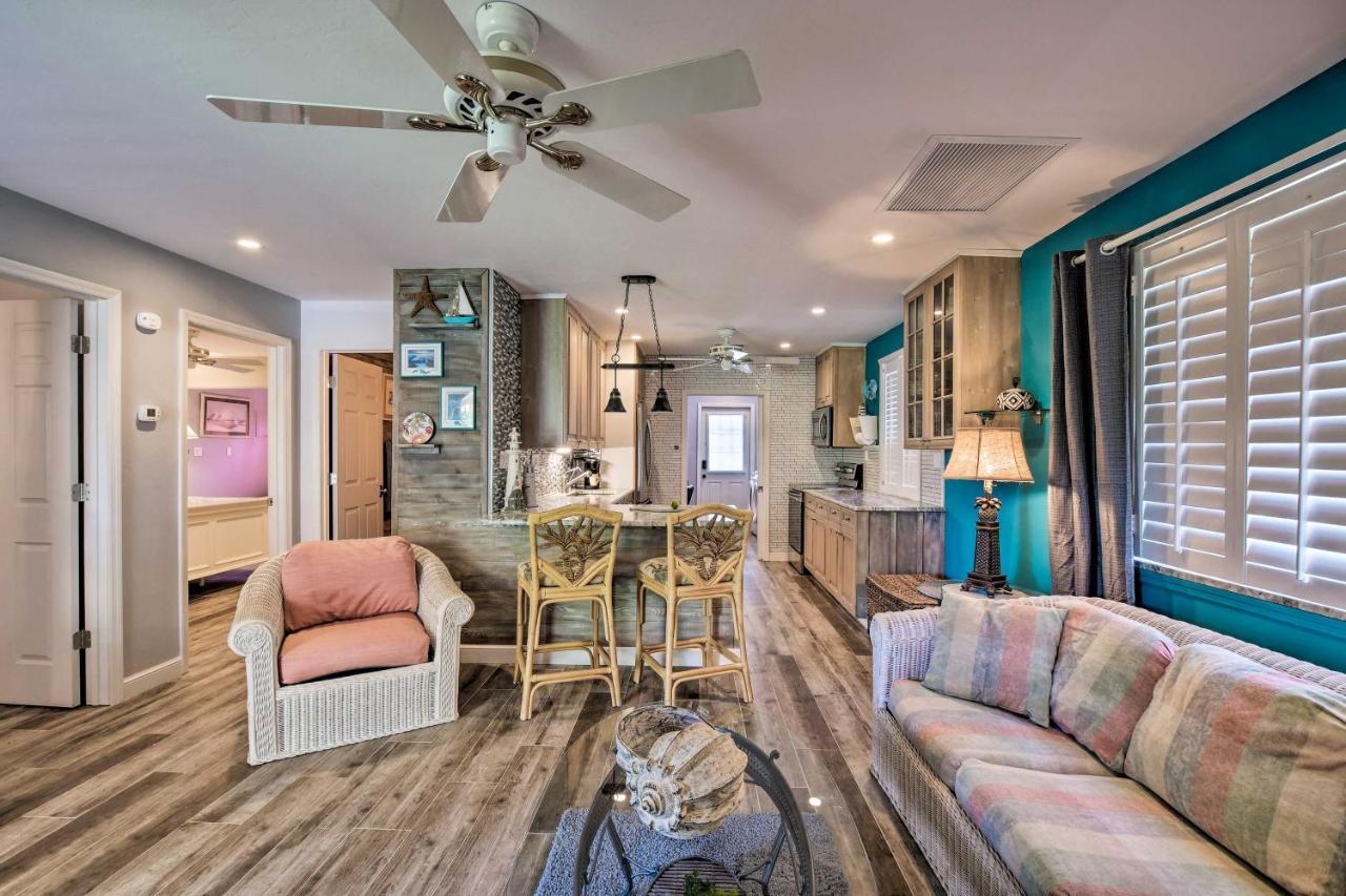 Updated - Near Beaches And Golfing!