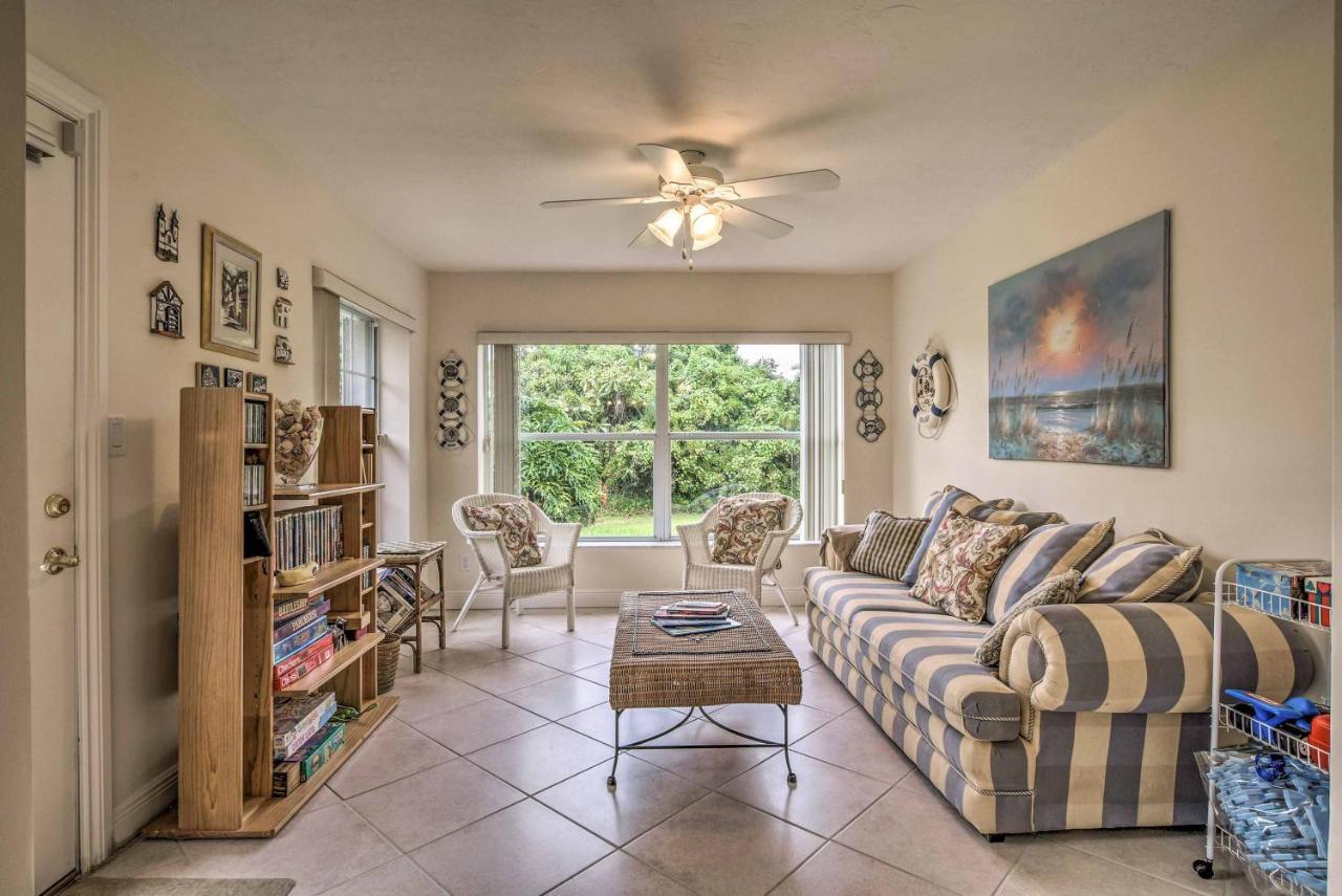 Holiday home Spacious Less Than 1 Mi To Vanderbilt Beach!