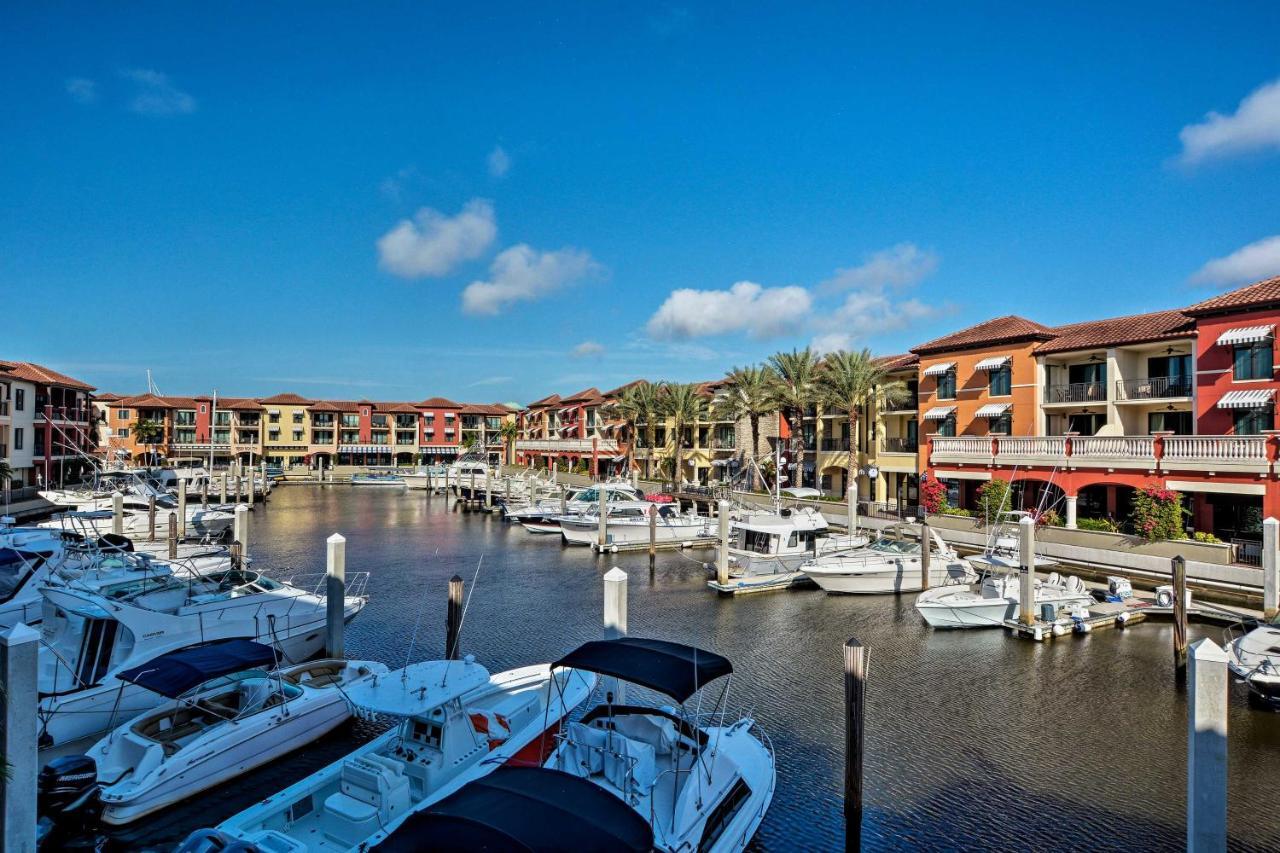 Relaxing Waterfront 2-story Retreat With Pool Access Apartment