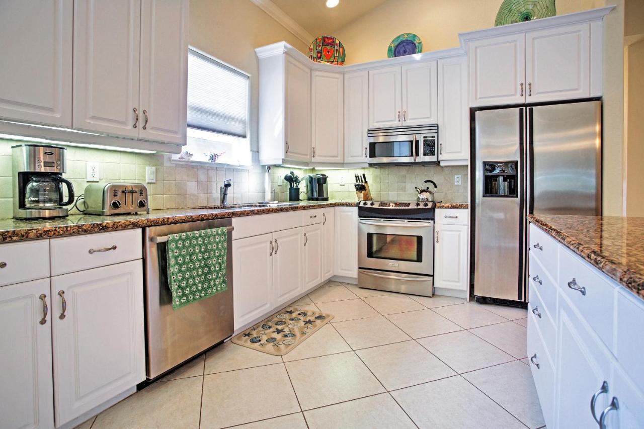 Superb With Den And Private Saltwater Pool * Naples