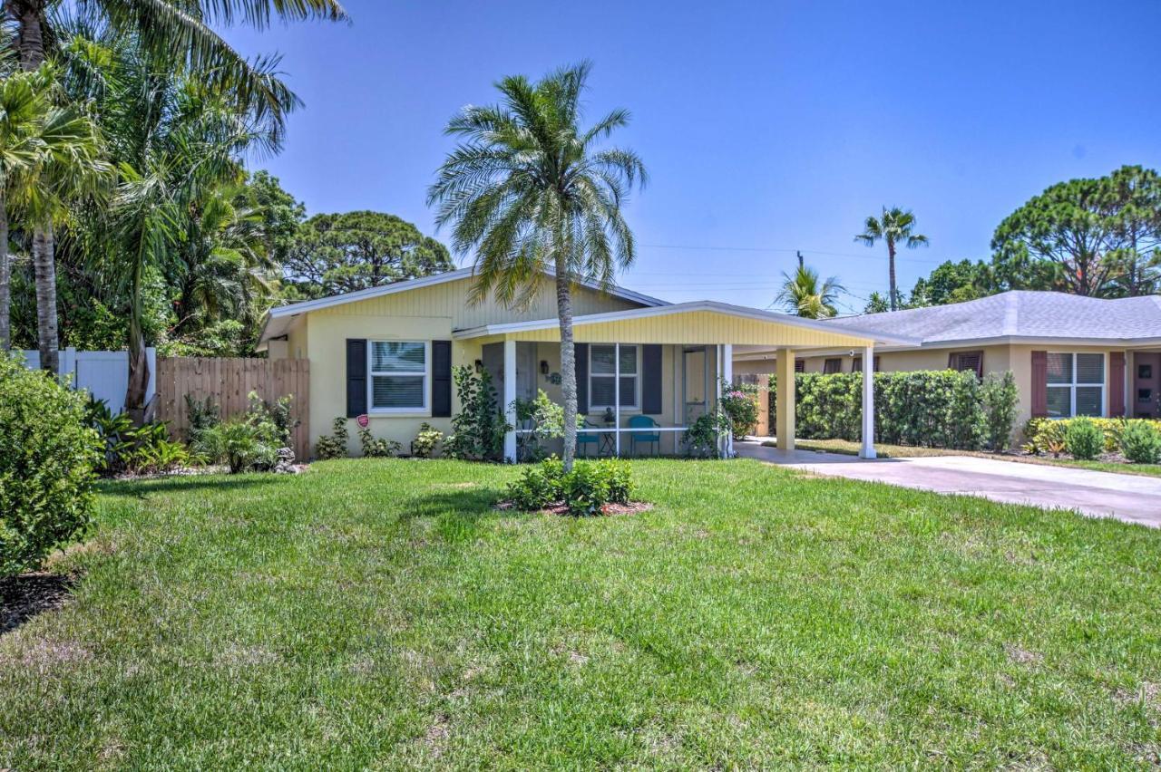 Holiday home Tasteful With Patio And Grill Less Than 2 Mi To Beach!