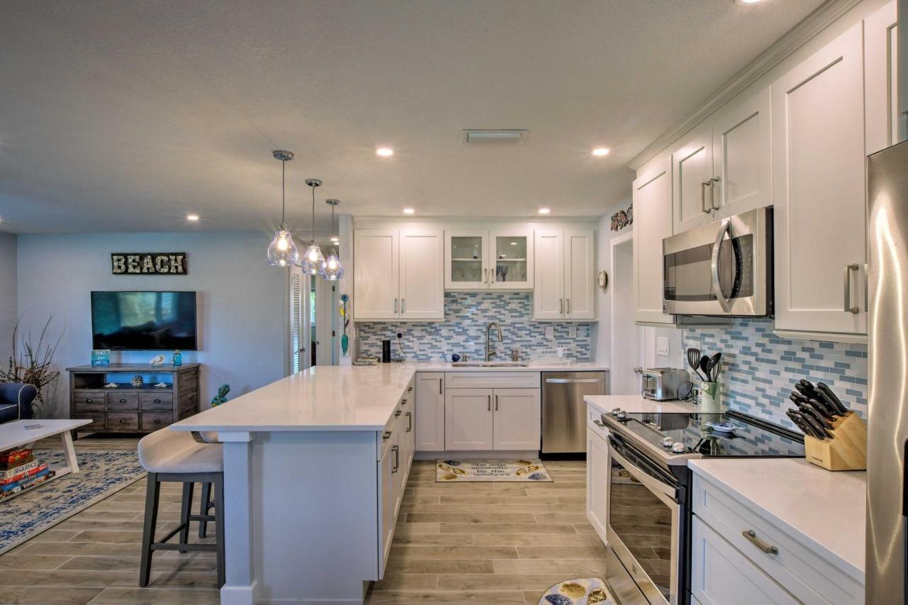 Holiday home Tasteful With Patio And Grill Less Than 2 Mi To Beach! *