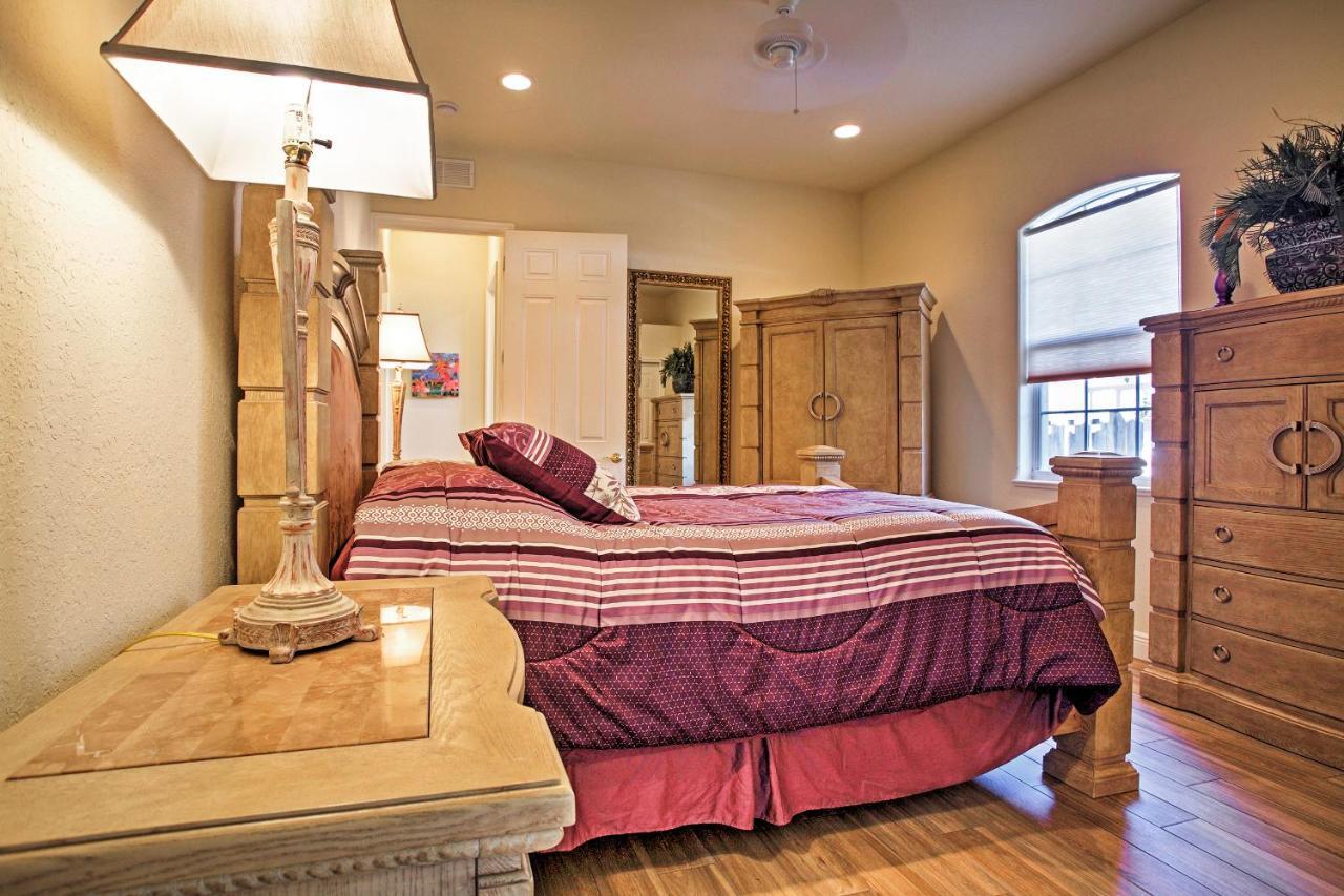 Superb With Den And Private Saltwater Pool *