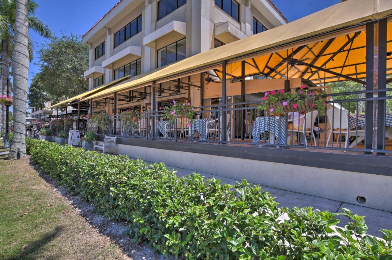 With Pool - Walk To Dining And Naples