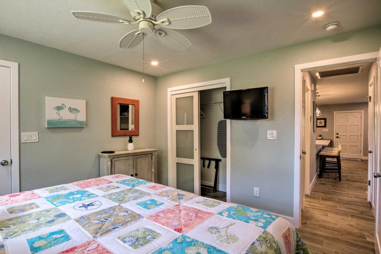 Holiday home Tasteful With Patio And Grill Less Than 2 Mi To Beach!