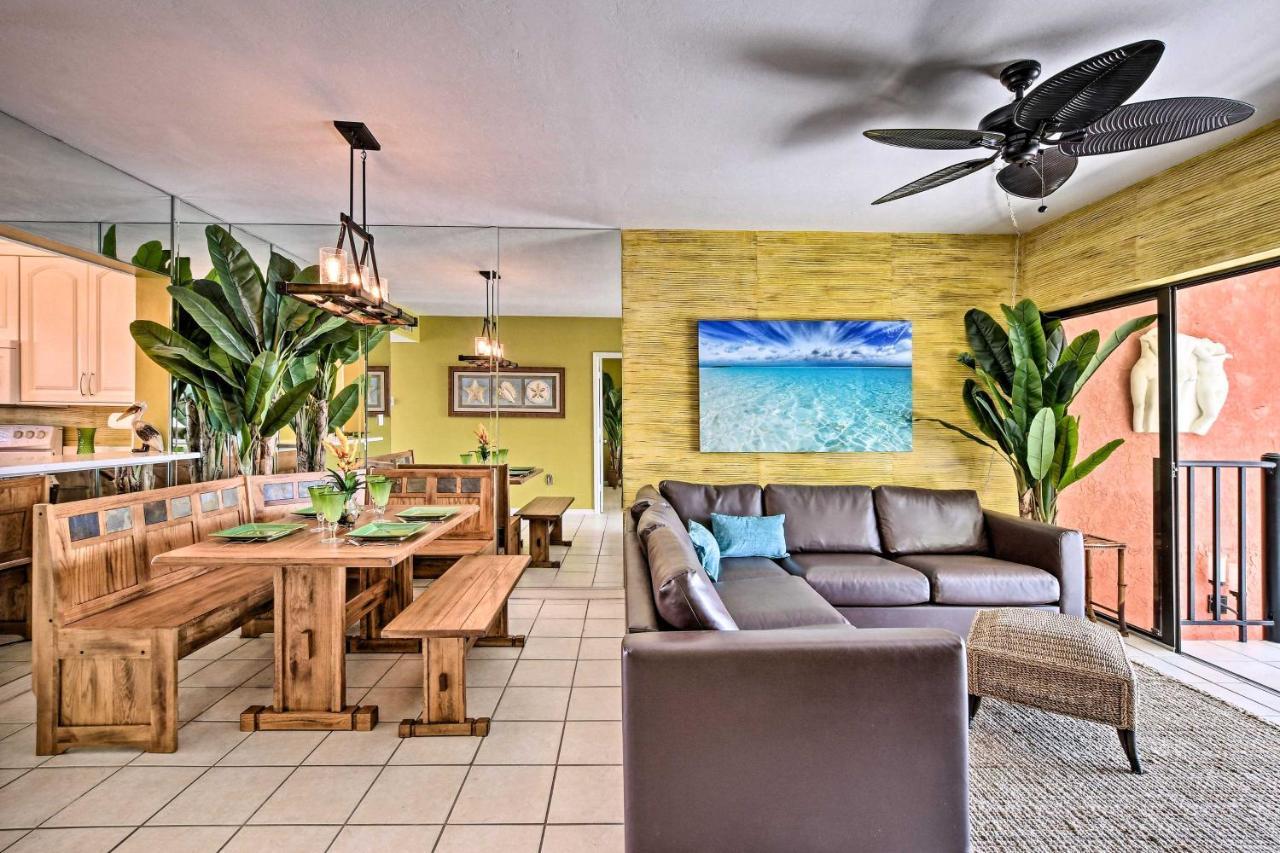 Relaxing Waterfront 2-story Retreat With Pool Access * Naples