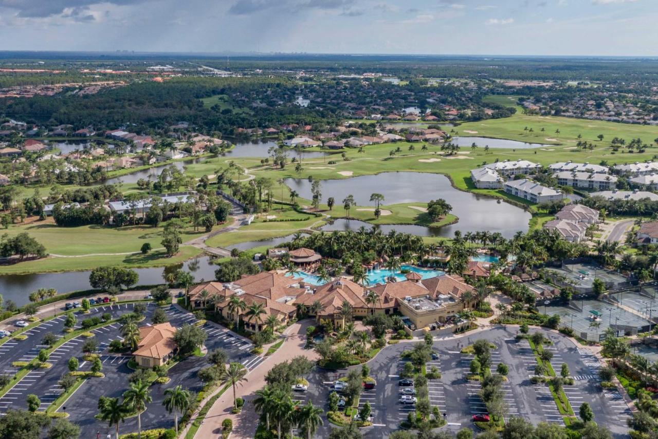 Luxurious Golf Course Getaway With Perks *