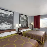 Super 8 By Wyndham Naples