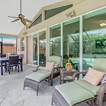 Cozy Beach House - 5 Minutes From Vanderbilt Beach