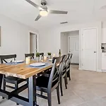 Boaters Bayshore Bungalow