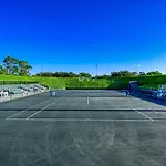 World Tennis Club 726 Tennis Swimming Pool Close To Beach And Restaurants