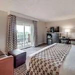 Inn Of Naples, Tapestry Collection By Hilton