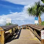 Little Treasure House Minutes From Beach And Mercato