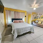 The Sunset Bungalow