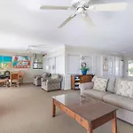 Hilton Vacation Club Charter Club Naples Bay
