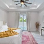 Sparkling New Vanderbilt Beach Luxury Escape