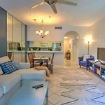 Chic Naples Getaway - Tennis Pool Comfort