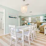 Comfortably Chic Pool Home Retreat