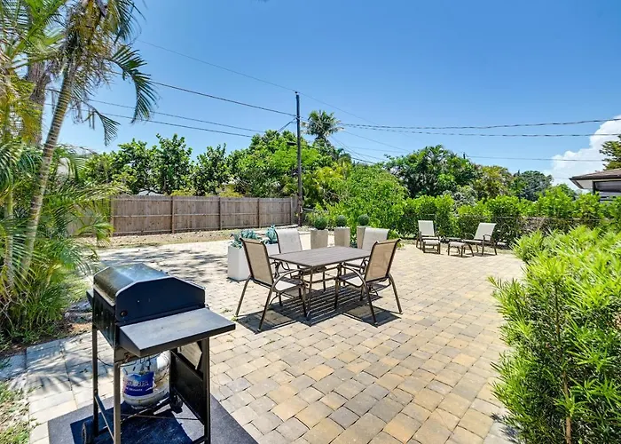 Pet-Friendly Naples Vacation Rental Near Beach!