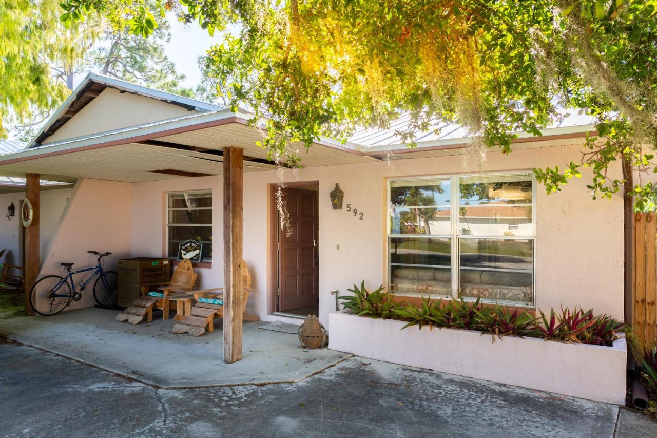 By 6 - Beachwalk Holiday home Naples
