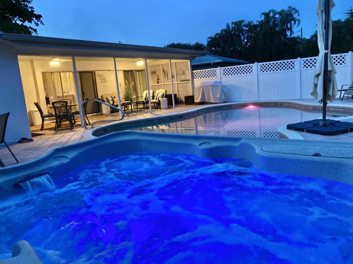 Comfortably Chic Pool Retreat *