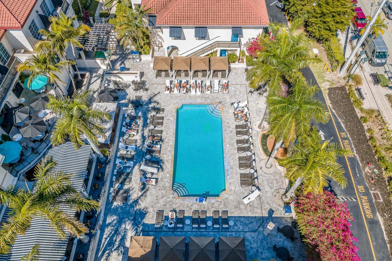 Sunny Slice Of Paradise