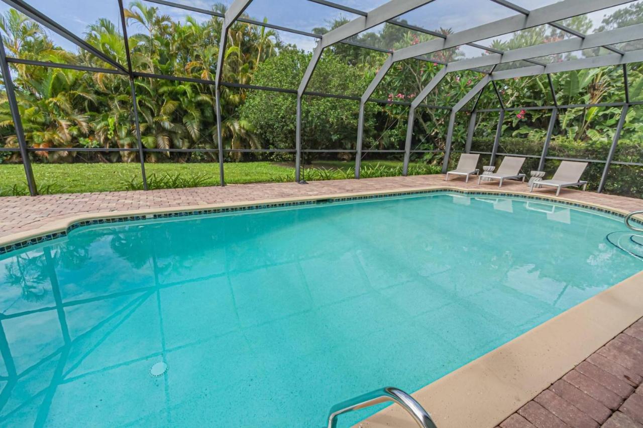 Holiday home Kings Blvd Private Garden View Naples