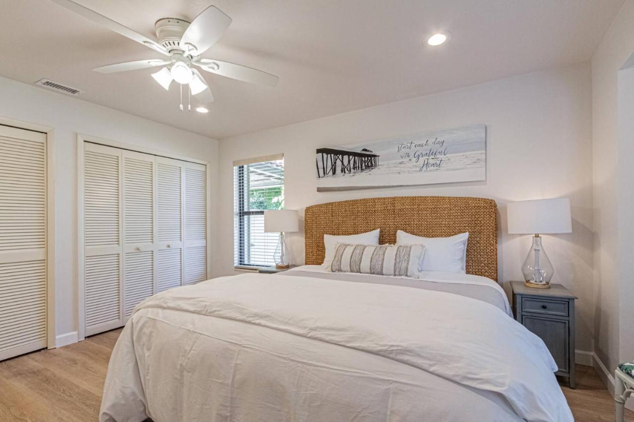 Holiday home Kings Blvd Private Garden View Naples