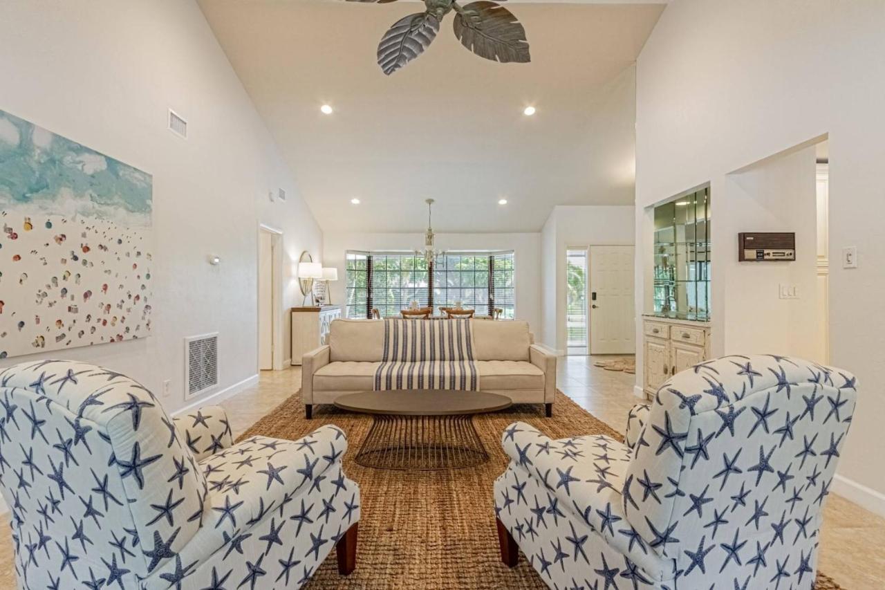Kings Blvd Private Garden View Holiday home *