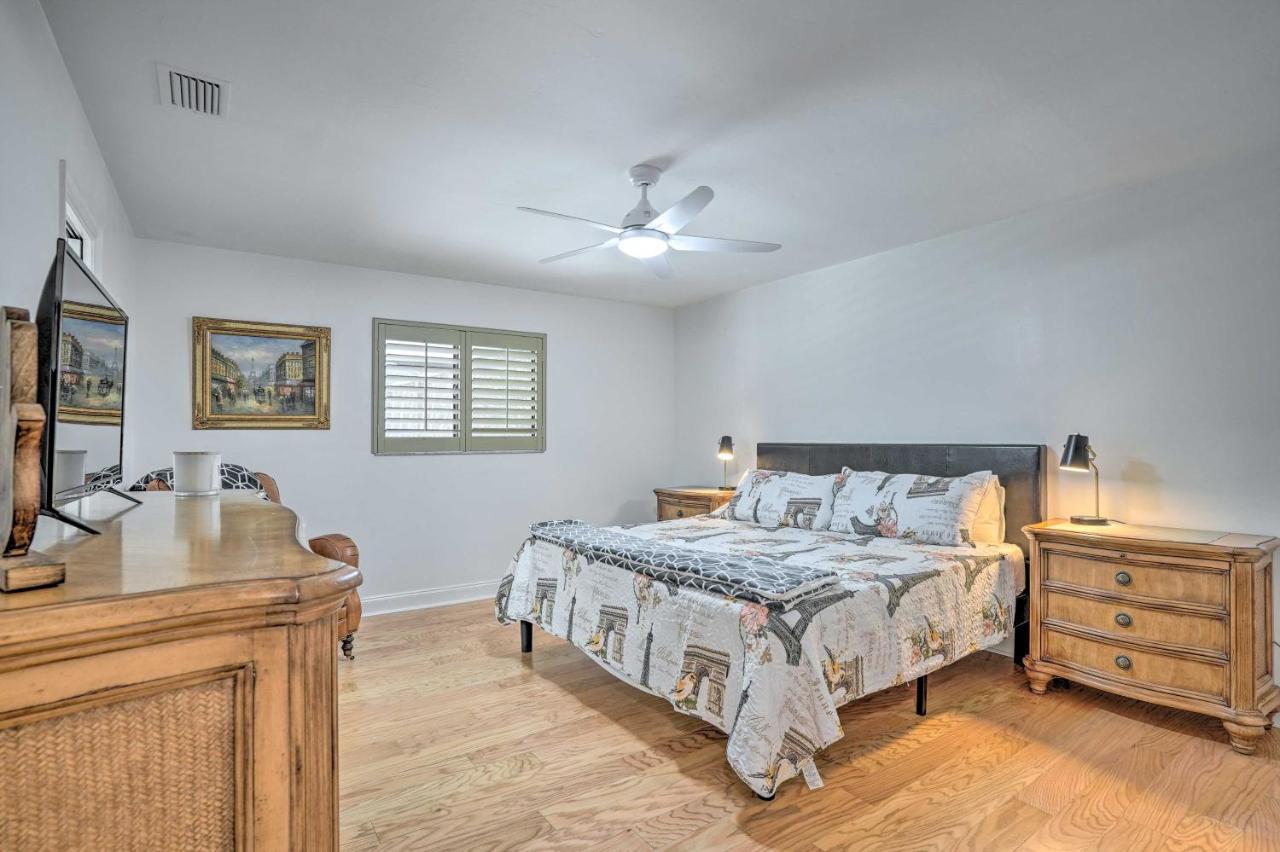 Holiday home With Private Pool 6 Mi To Dtwn! *