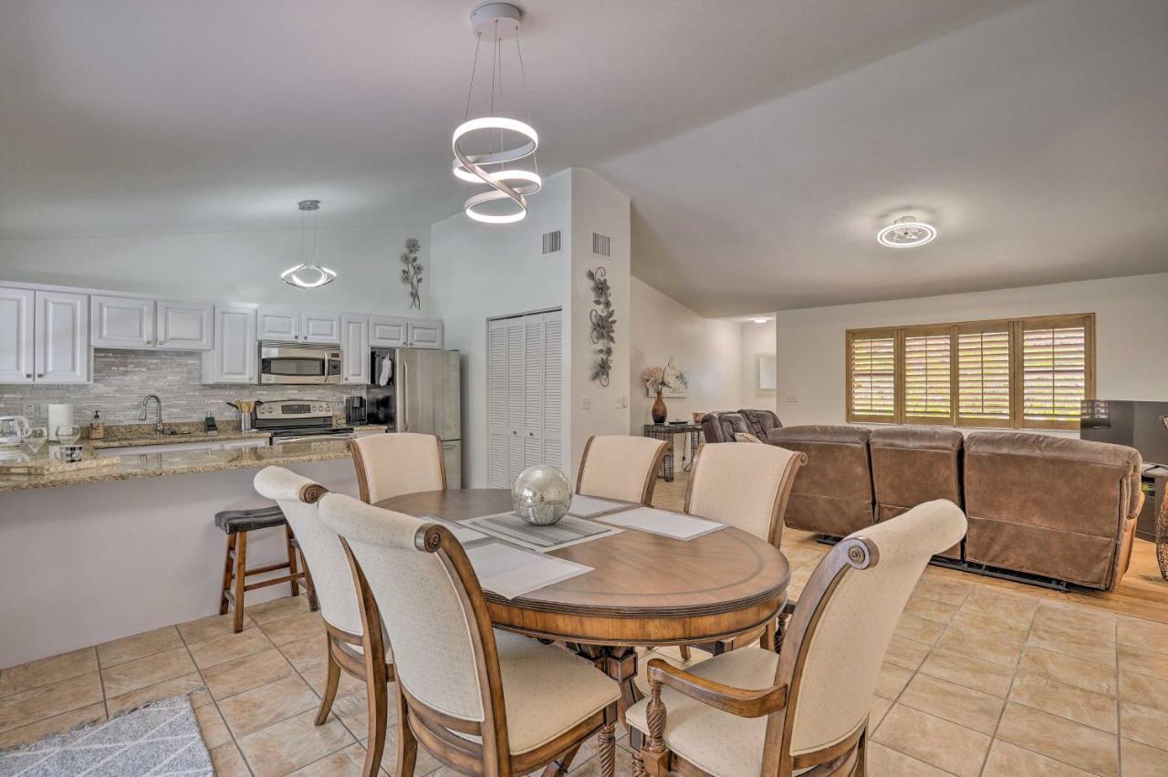With Private Pool 6 Mi To Dtwn! Holiday home Naples