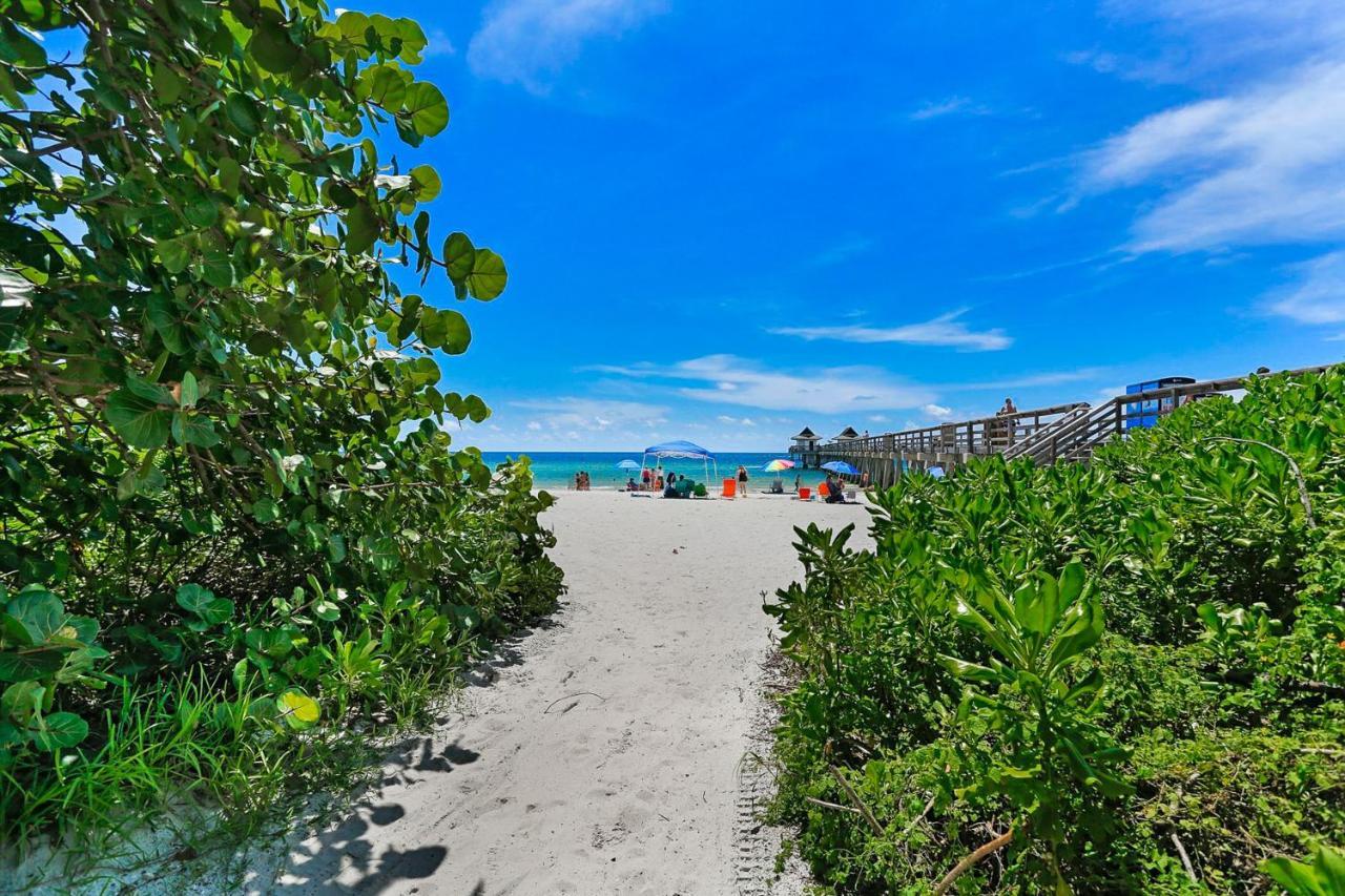 Sunny Slice Of Paradise Naples
