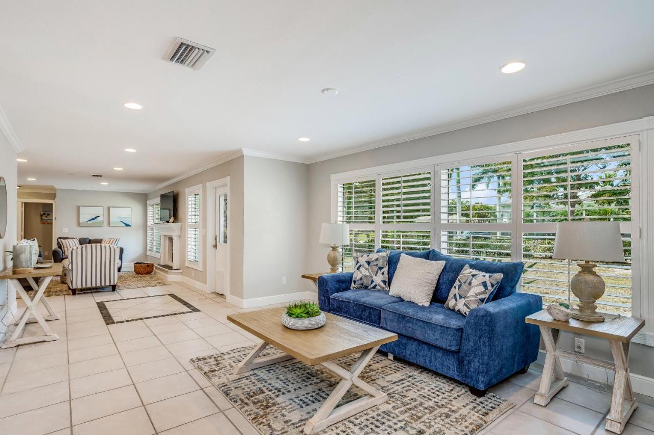 Retreat At The Moorings Naples