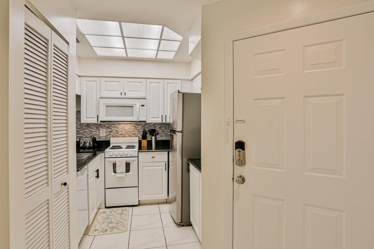 World Tennis Club 725 Apartment *