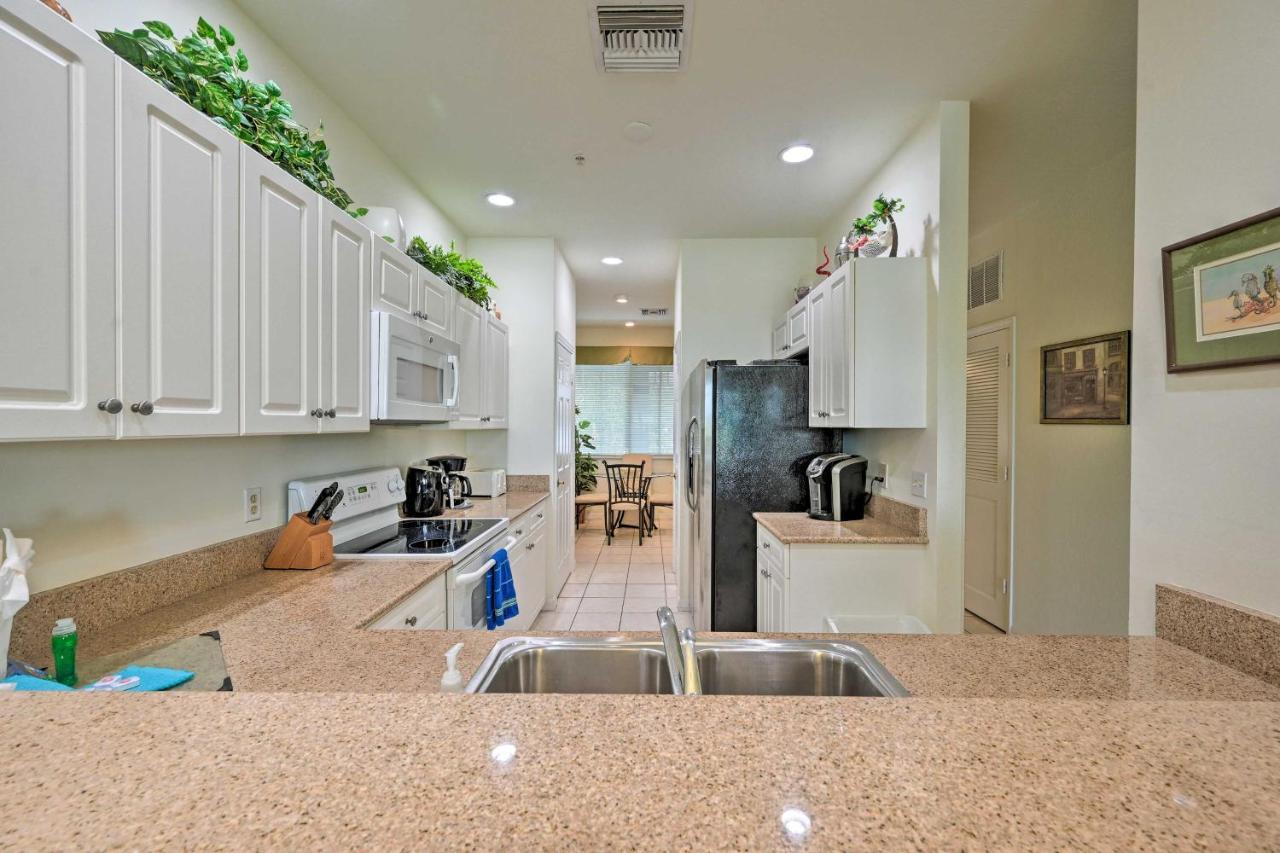 With Golf View And Resort-style Amenities Naples