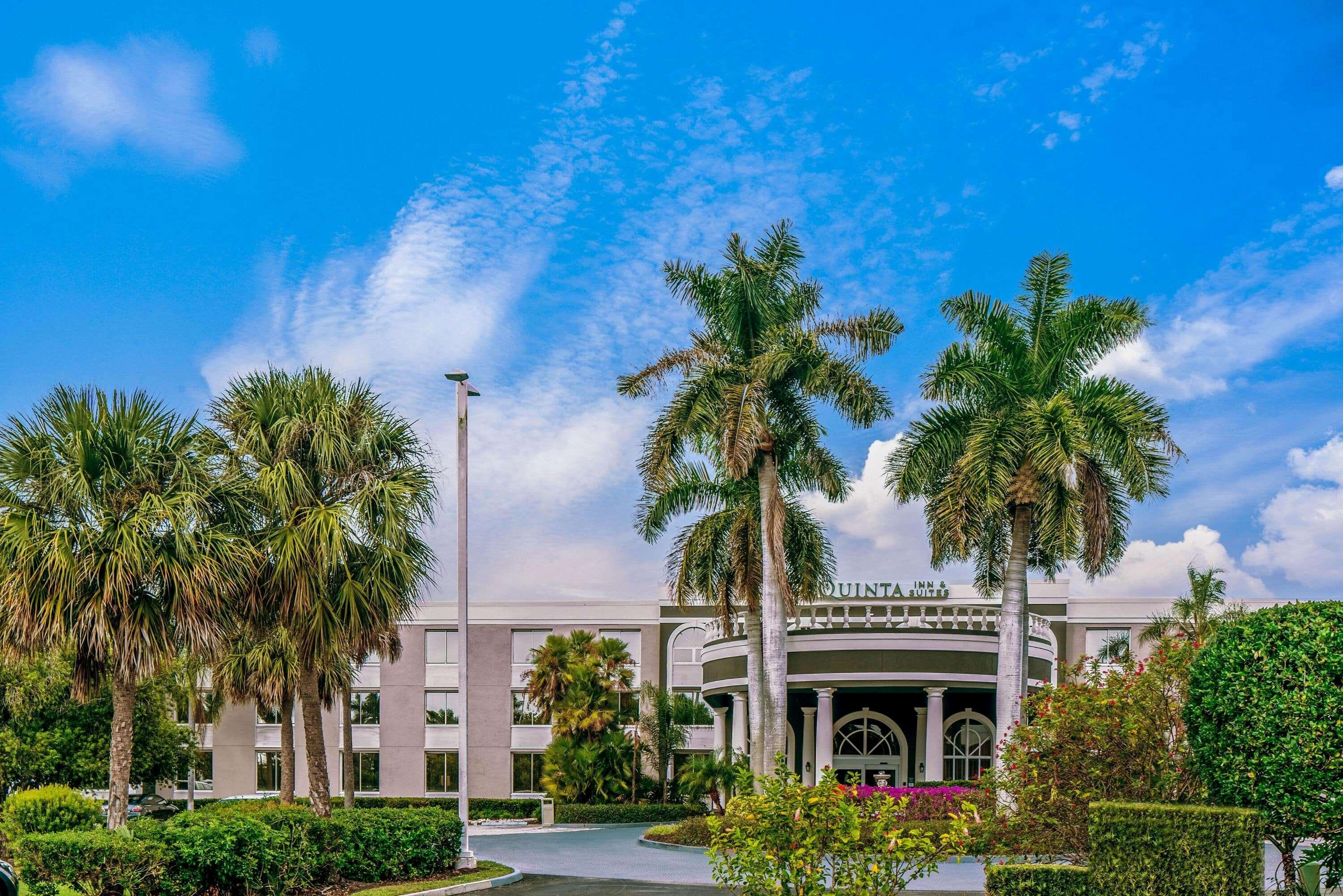 La Quinta By Wyndham Downtown Hotel