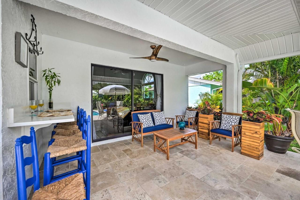 Modern Oasis With Saltwater Pool And Spa! Naples