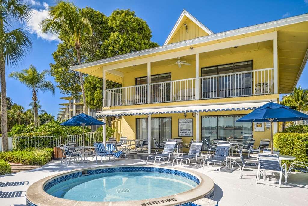 Resort Hilton Vacation Club Charter Club Bay 3*