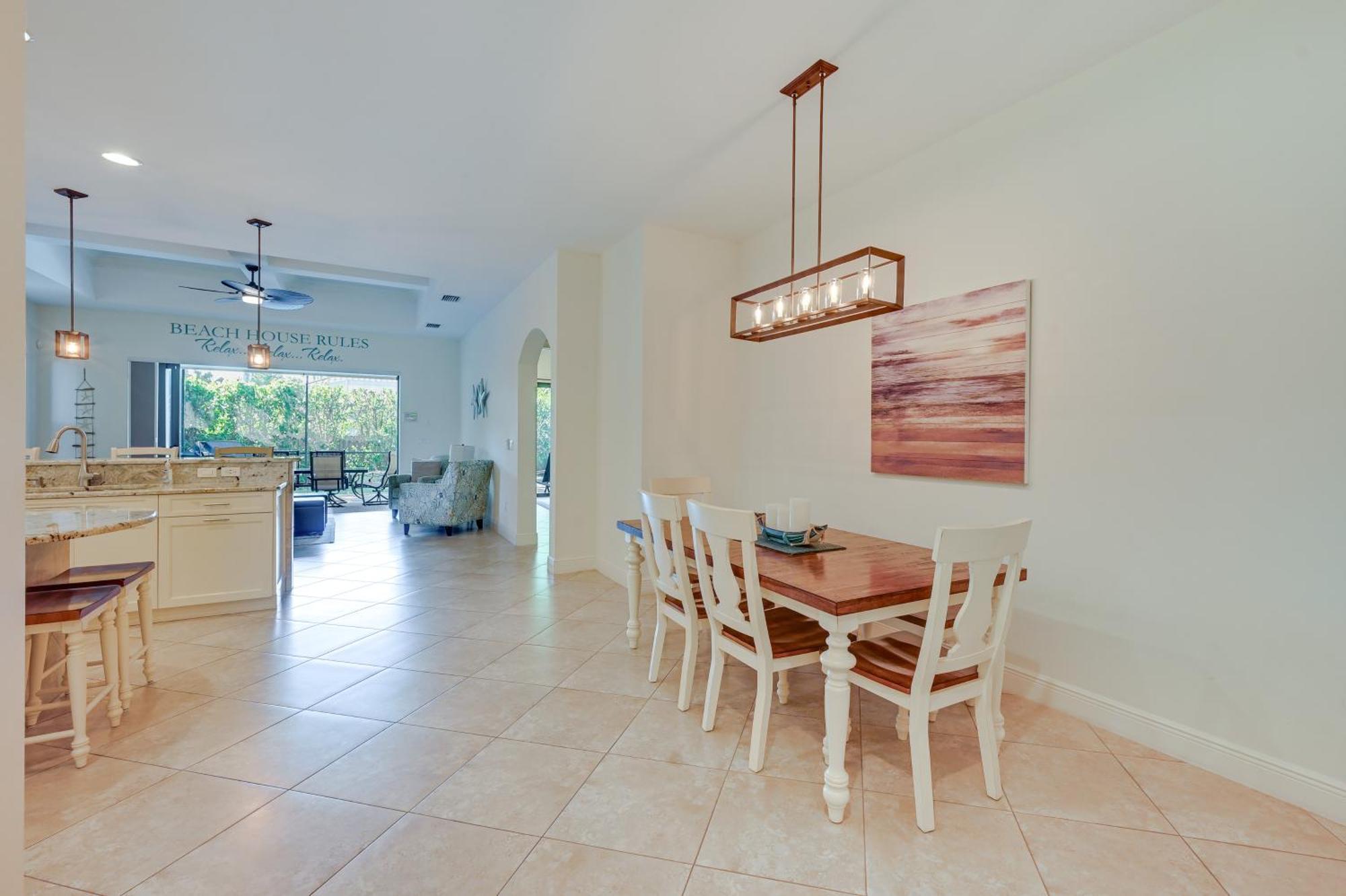 Holiday home Chic Retreat With Private Heated Pool And Lanai *